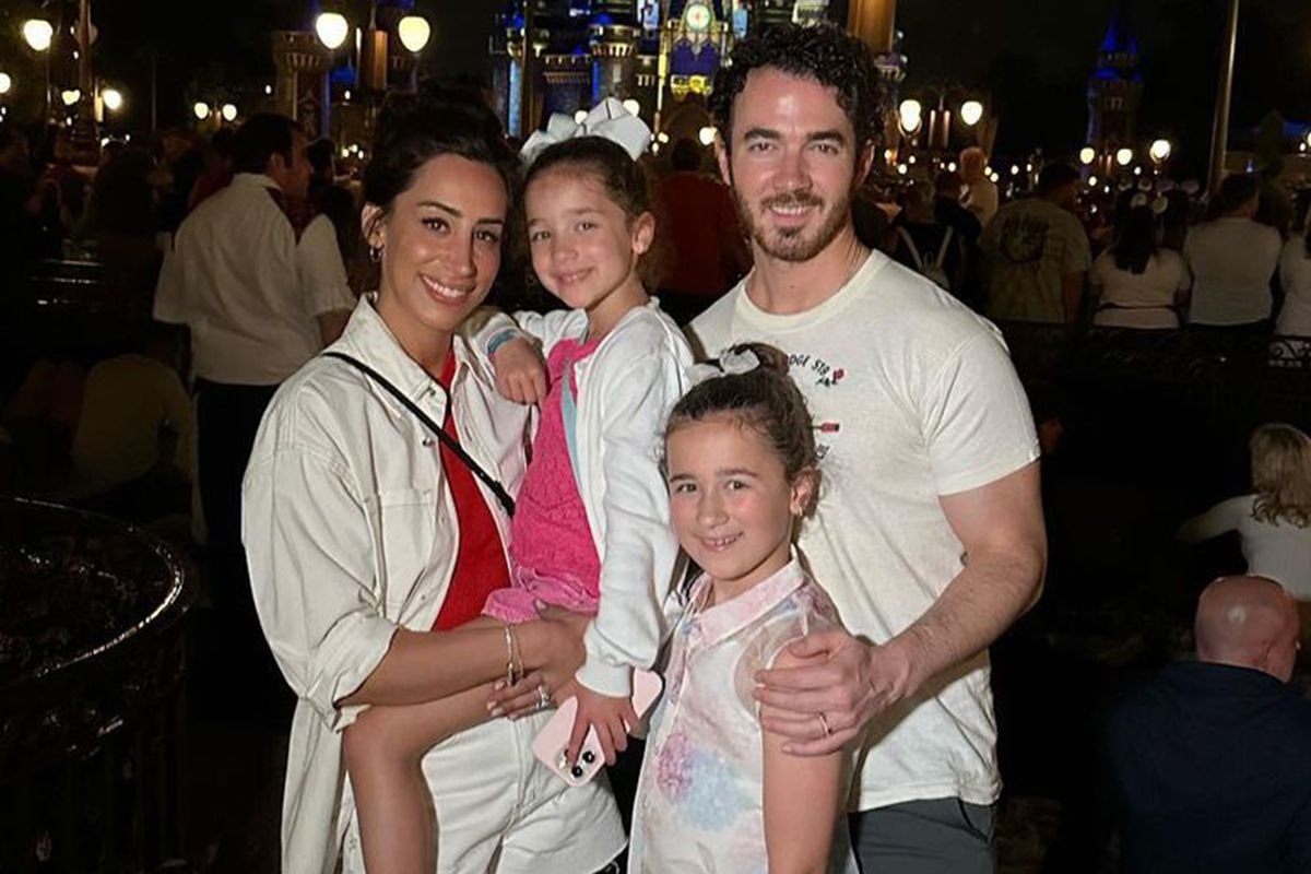 Kevin Jonas Embraces ‘Girl Dad’ Role with Honest Confessions