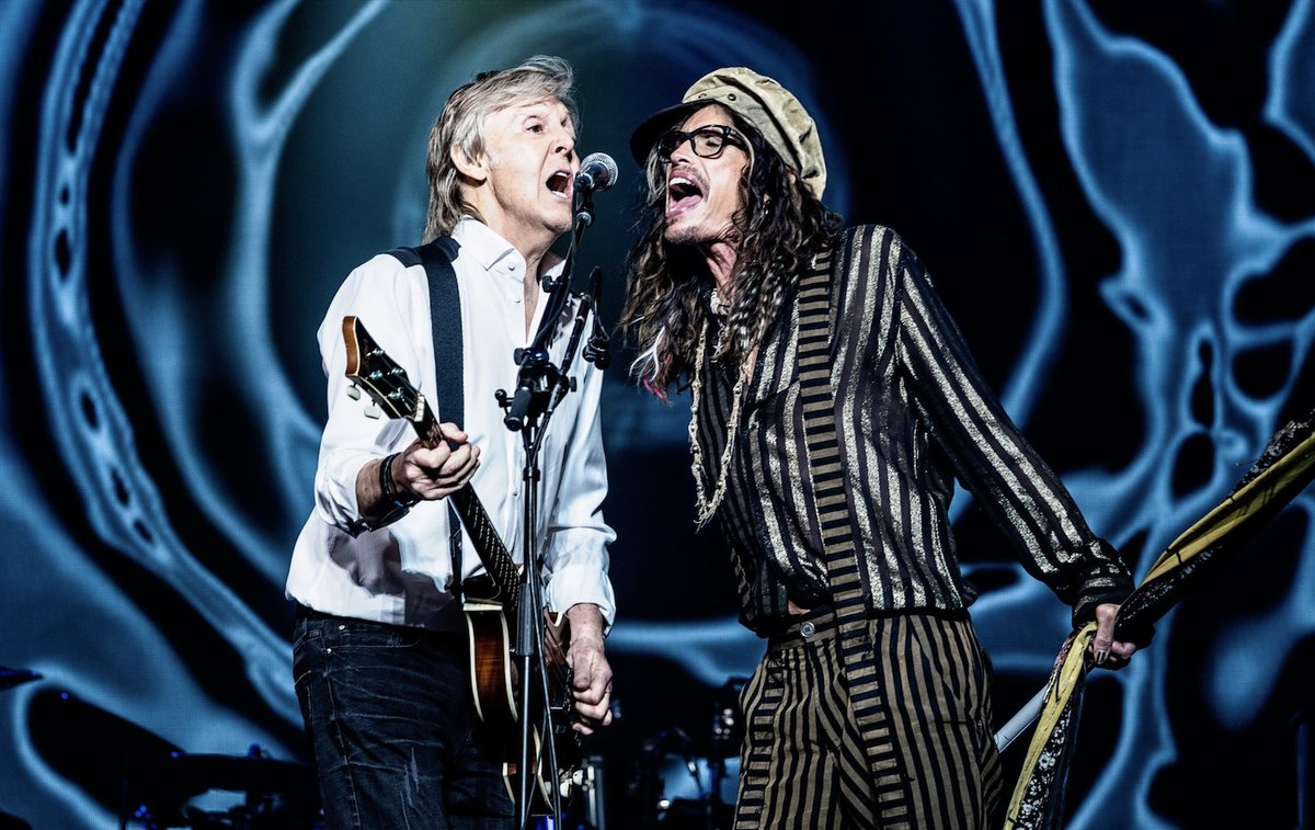 Rock Legends Collide in NYC Street Surprise