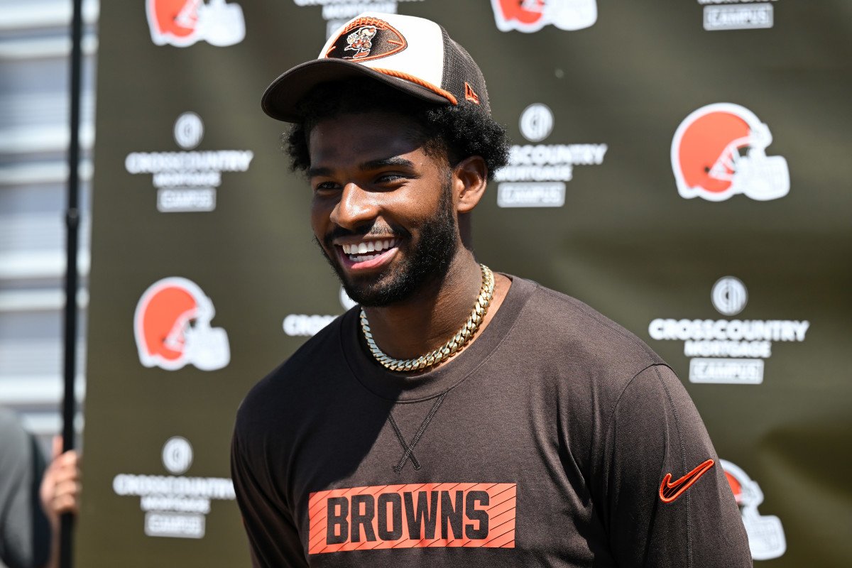 Shedeur Sanders Zips at 101 MPH: Rookie QB’s Late-Night Traffic Stop