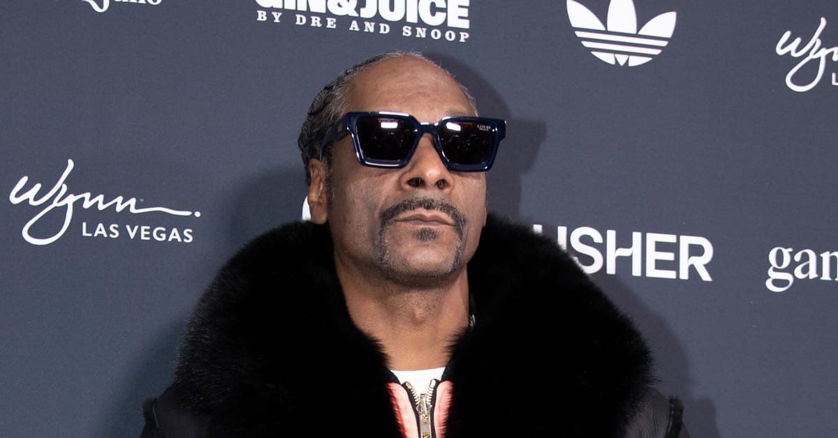 Snoop Dogg’s Heartbreaking Tribute: Beloved French Bulldog Juelz Passes Away