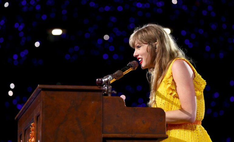 Taylor Swift Drops Surprise Set at Travis Kelce’s Nashville Concert