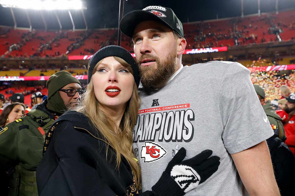 Taylor Swift’s Palm Beach Romance: Hand-in-Hand Date with Travis Kelce