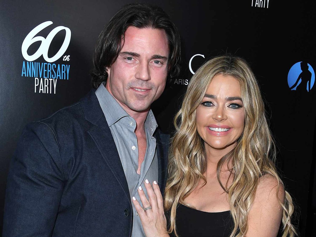 Aaron Phypers Files Divorce From Denise Richards, Seeks Spousal Support