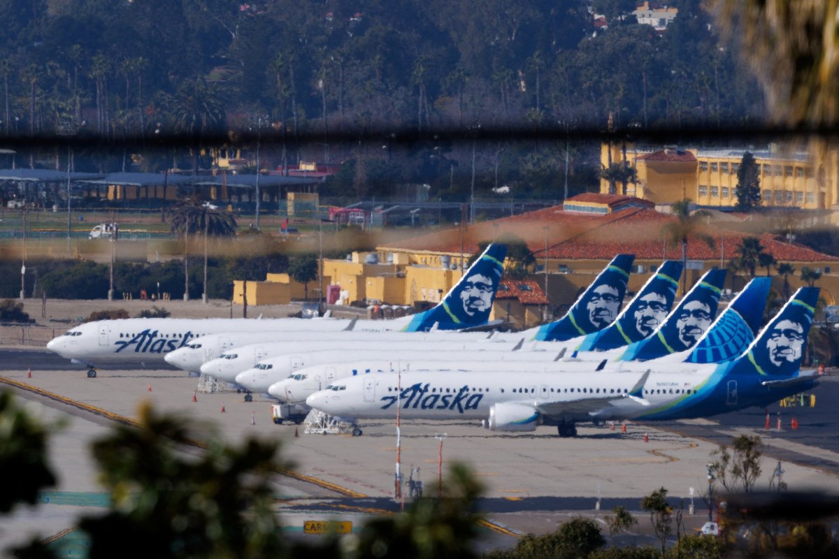 Alaska Airlines IT Glitch Grounds All Flights Nationwide