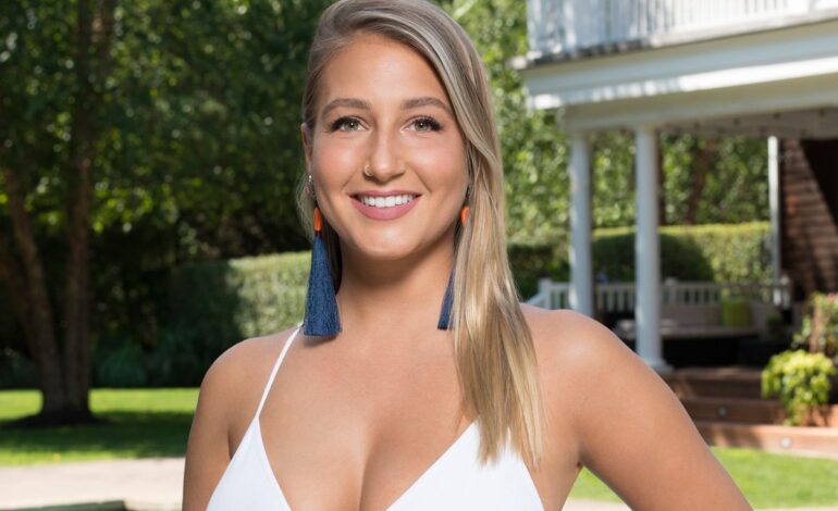 Amanda Batula Shares Her Clear Skin Strategy Following Adult Acne Battle