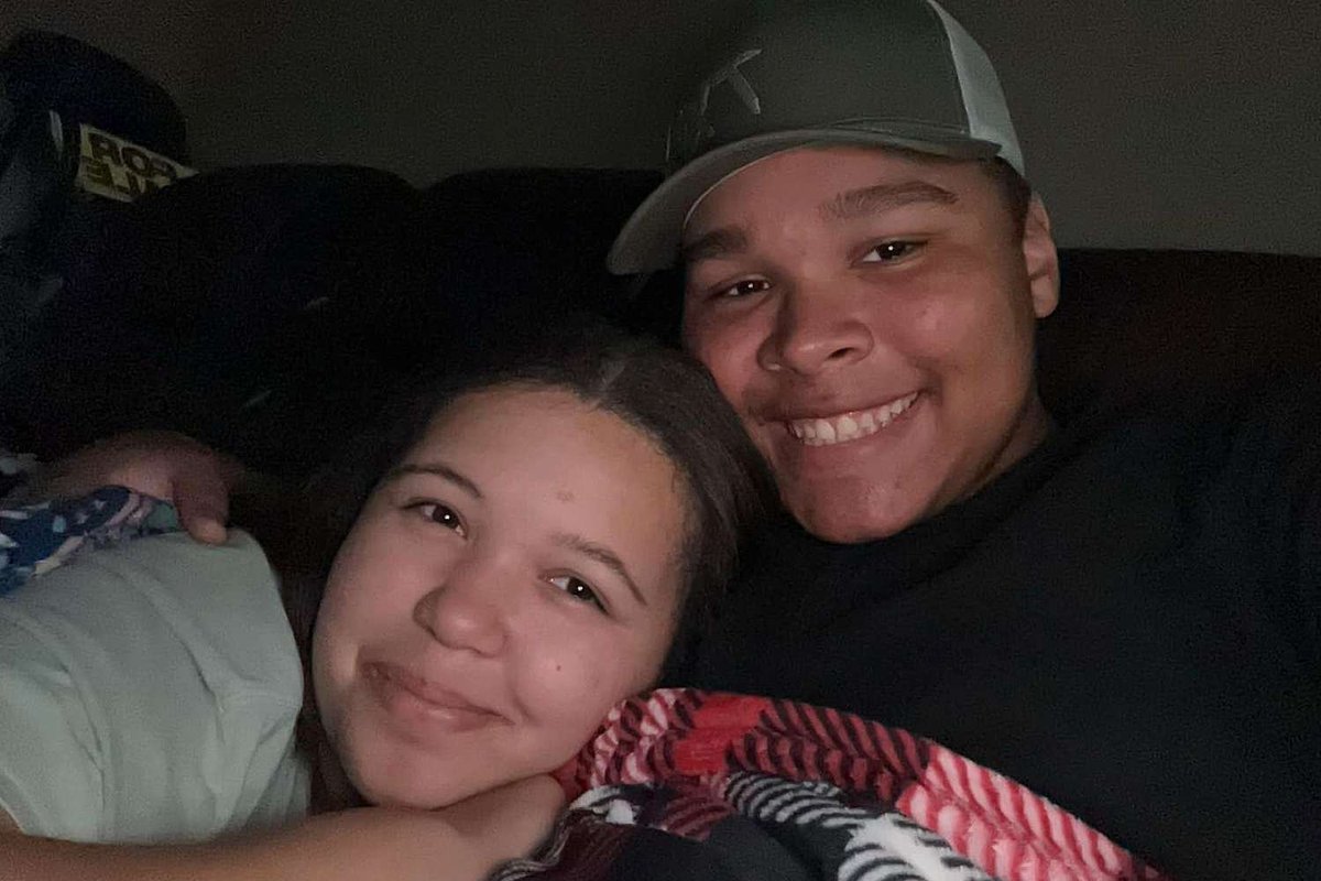 American Idol’s Youngest Dad: Triston Harper, 17, Celebrates First Baby