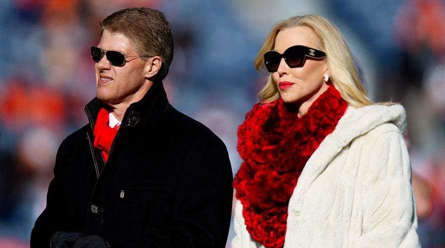 Chiefs Owner Clark Hunt Mourns Cousin Janie Amid Devastating Texas Floods