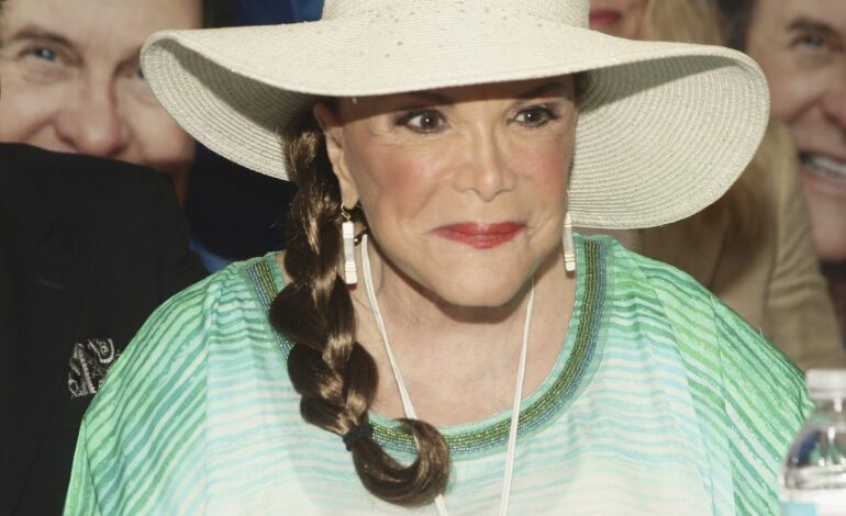 Connie Francis, Iconic ‘Pretty Little Baby’ Singer, Dies at 87