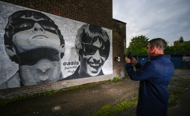 Fans Under Scrutiny: Manchester Gears Up with Dress Code for Oasis Homecoming