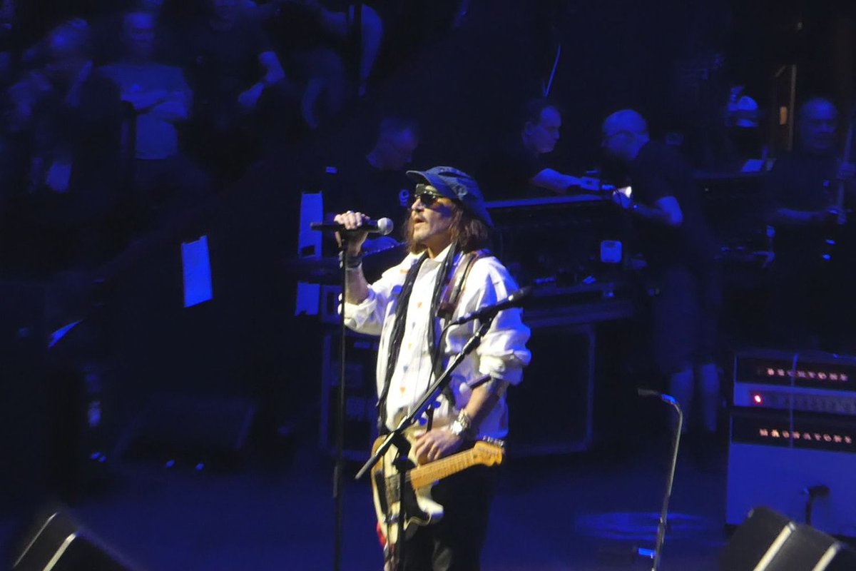 Johnny Depp Joins Alice Cooper for Heartfelt Ozzy Osbourne Concert Salute