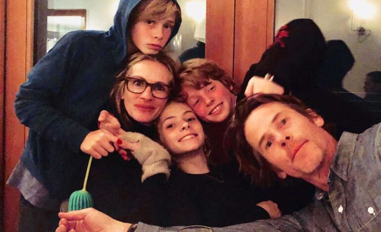 Julia Roberts’ Motherhood Blueprint: Finding Bliss in the Spotlight