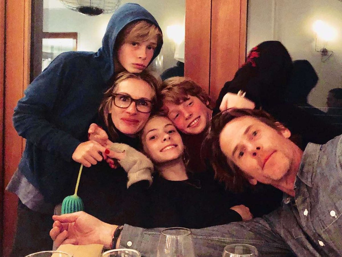 Julia Roberts’ Motherhood Blueprint: Finding Bliss in the Spotlight