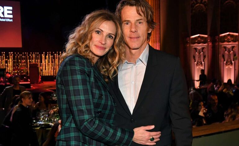 Julia Roberts and Danny Moder Celebrate 23rd Anniversary with Rustic Camping Retreat