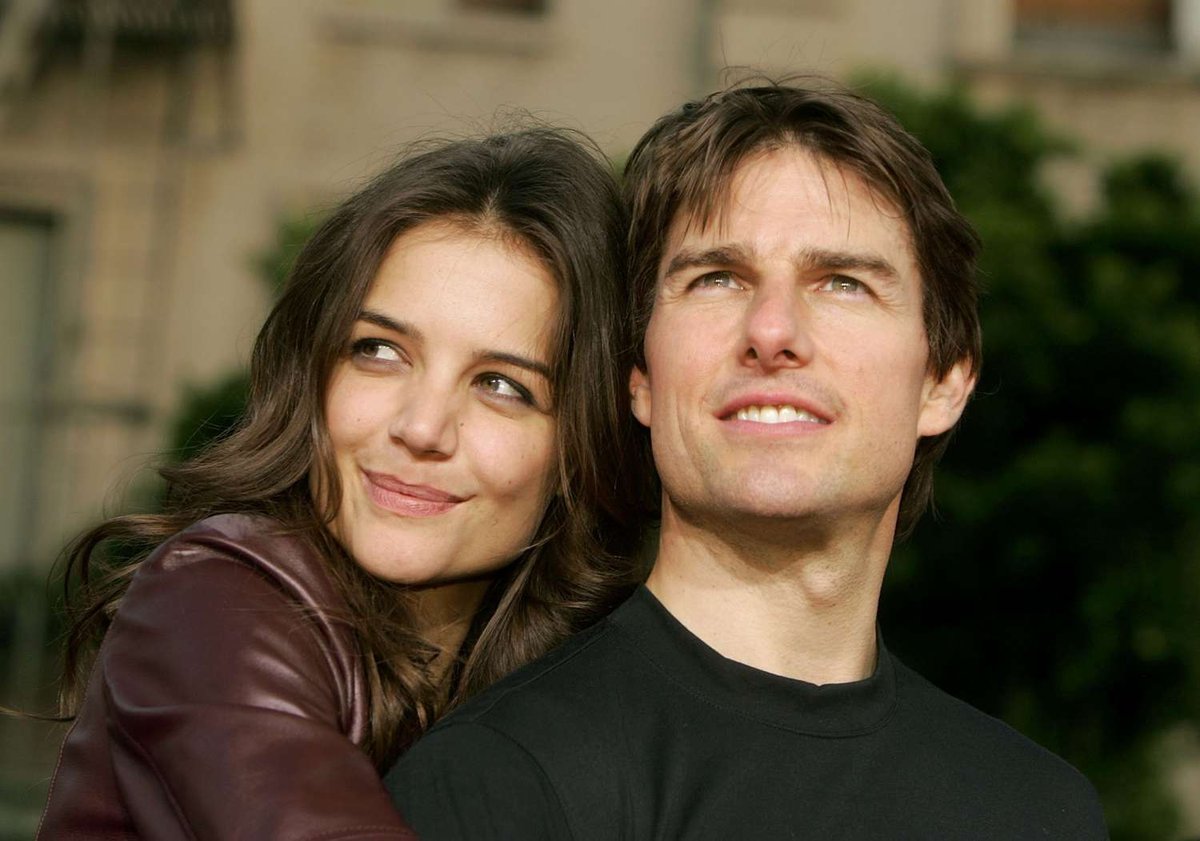 Katie Holmes Shrugs Off Tom Cruise & Ana de Armas Dating Buzz