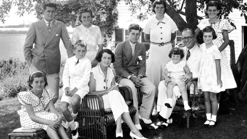 Kennedy Clan Chronicles: Mapping America’s Storied Dynasty