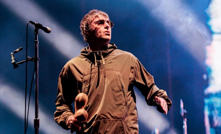 Liam Gallagher’s High-Energy Pep Talk to Lovebirds at Oasis Gig After Coldplay’s Kiss Cam Snafu