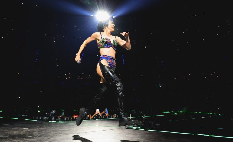 Mechanical Mayhem: Katy Perry’s Adelaide Concert Sphere Glitch Analyzed