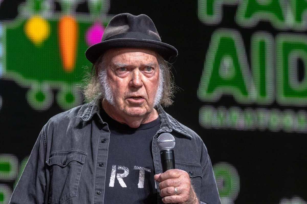 Neil Young Tour 2025: Cheapest Ticket Options Uncovered