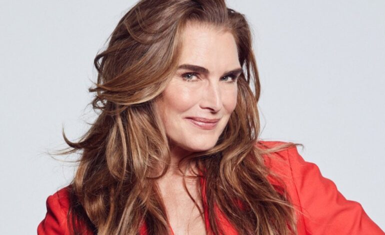 Nighttime Walking: Brooke Shields’ Trainer’s Key to Better Sleep