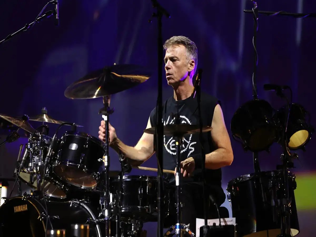 Pearl Jam’s Rhythmic Shift: Matt Cameron’s 27-Year Farewell Explained