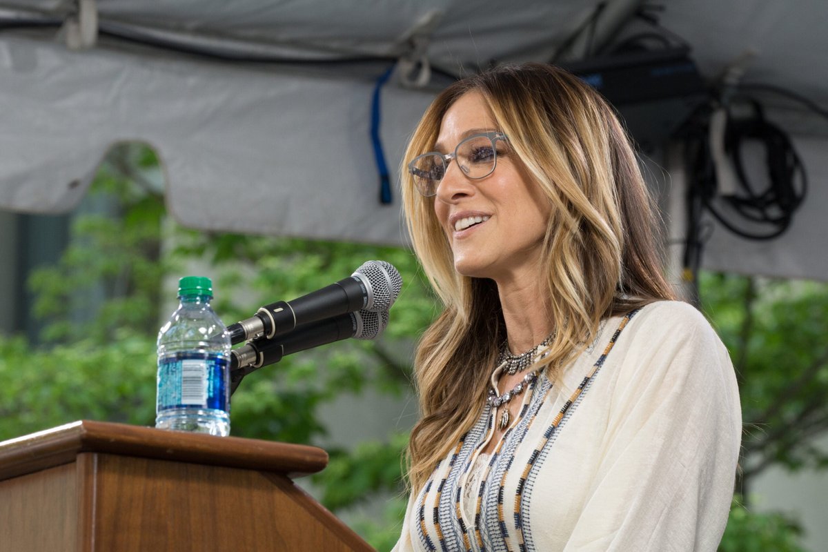 Sarah Jessica Parker Opens Up on Carrie Bradshaw’s Wildest Wardrobe Choices