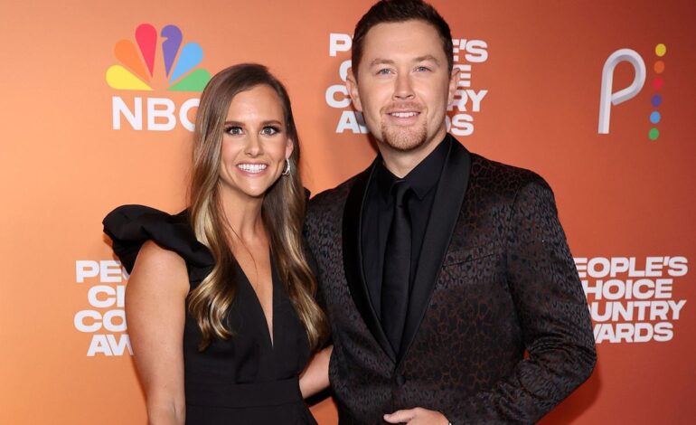 Scotty McCreery Mourns Two Grandmas Lost on Same Day