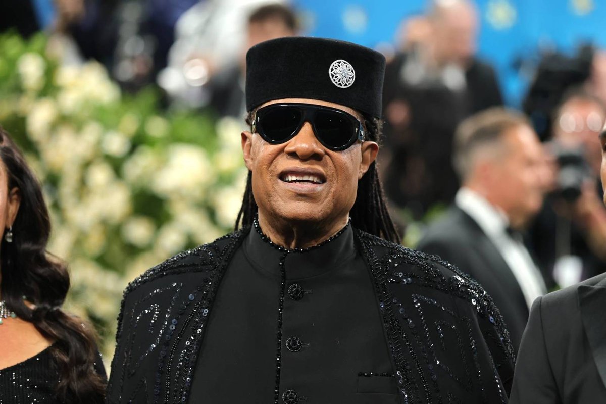 Stevie Wonder Addresses Blindness Rumor with Unfiltered Response