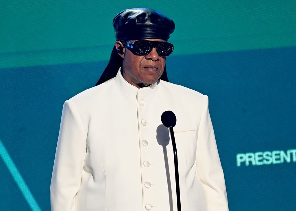 Stevie Wonder Sets the Record Straight on His Blindness in Cardiff