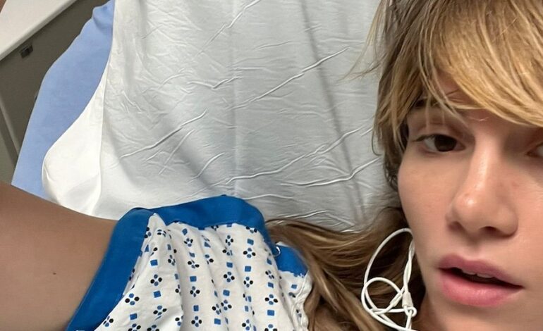Suki Waterhouse Opens Up on Tight Pants Hernia and Hospital Stay