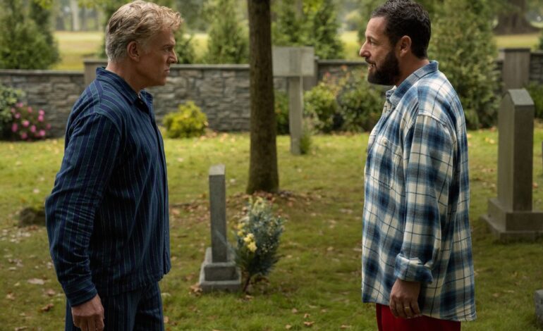 Travis Kelce & Bad Bunny Score Big Praise from Julie Bowen in ‘Happy Gilmore 2’