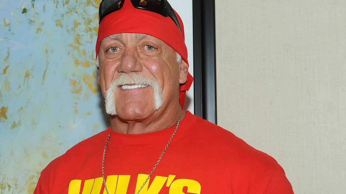 Wrestling Legend Hulk Hogan Dies at 71 After Cardiac Arrest
