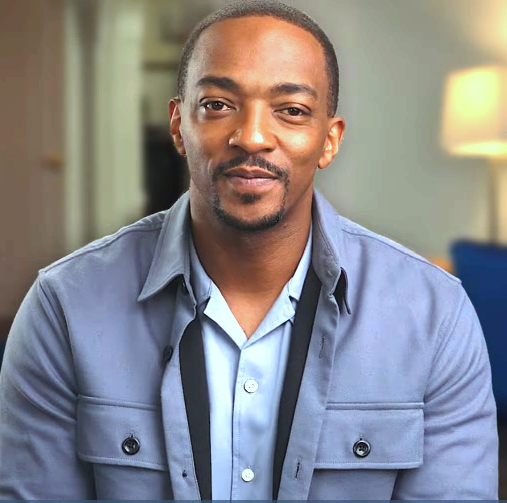 Anthony Mackie Spotted Kissing Mystery Woman in London While Filming Avengers