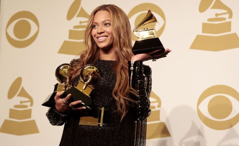 Beyoncé Scores First Emmy for Western-Themed “Beyoncé Bowl” Costume Win