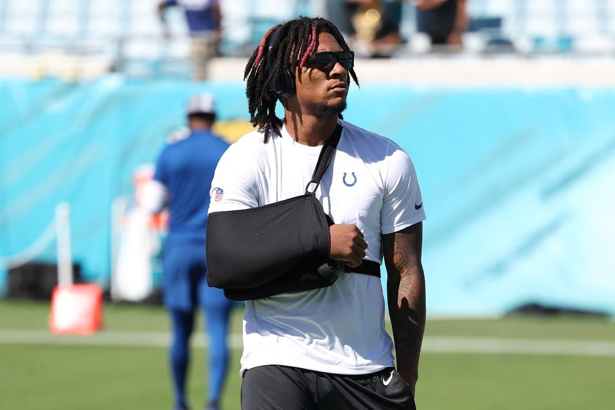 Colts QB Anthony Richardson Exits Preseason Clash with Gruesome Finger Twist