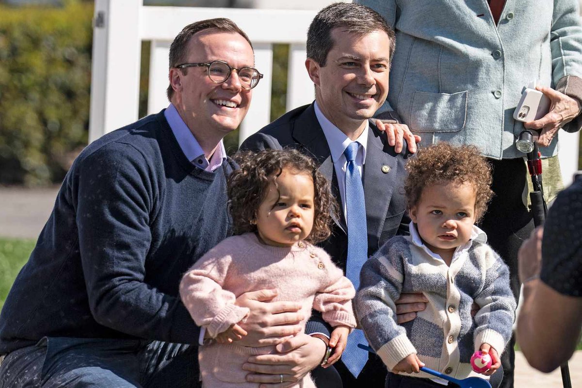 Duffy Claims Buttigieg Lowered Air Traffic Standards; Facts and Fuss Examined