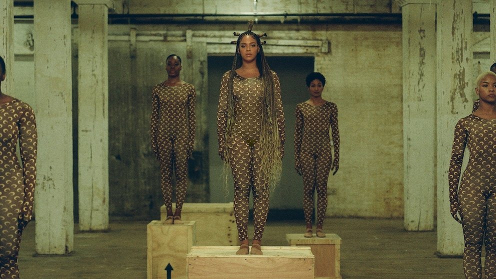 Frisky Friday: Decode Catsuit Looks of Beyoncé, Katy Perry & More