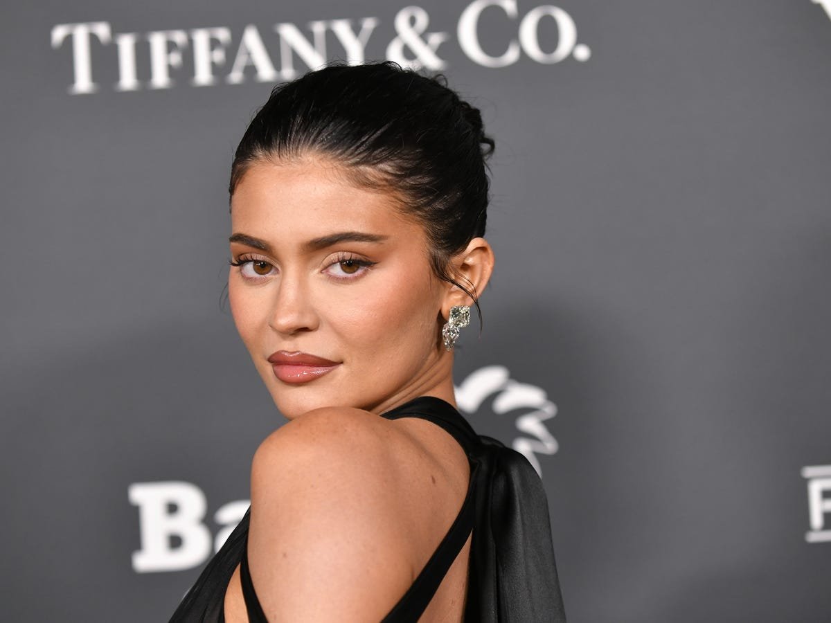 Kylie Jenner, Bella Hadid and Hailey Bieber Celebrate Bella’s New Fragrance with Coordinated WeHo Girls’ Night