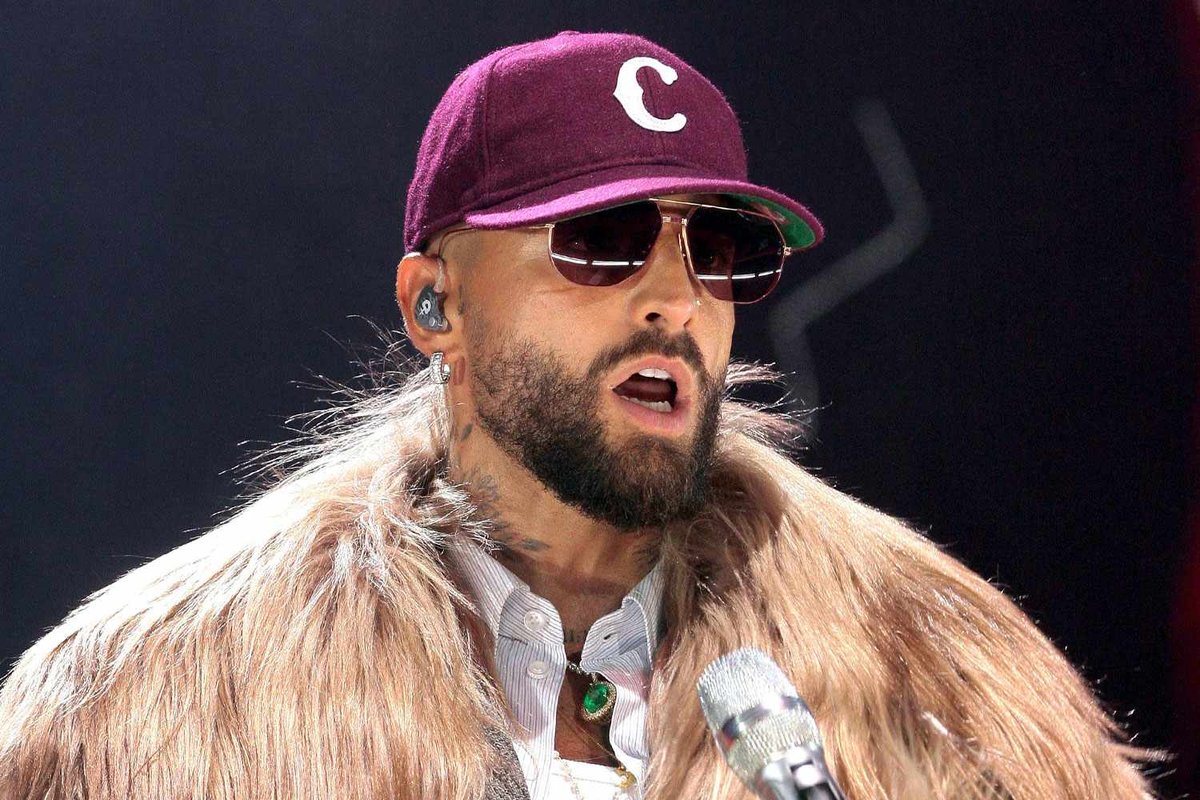Maluma Stops Mexico City Show to Scold Mom for Bringing Unprotected Baby to Loud Concert