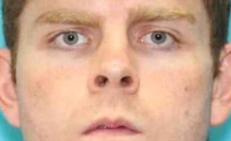 Suspected Arkansas Hiking Murderer Apprehended Mid-Haircut in Dramatic Footage