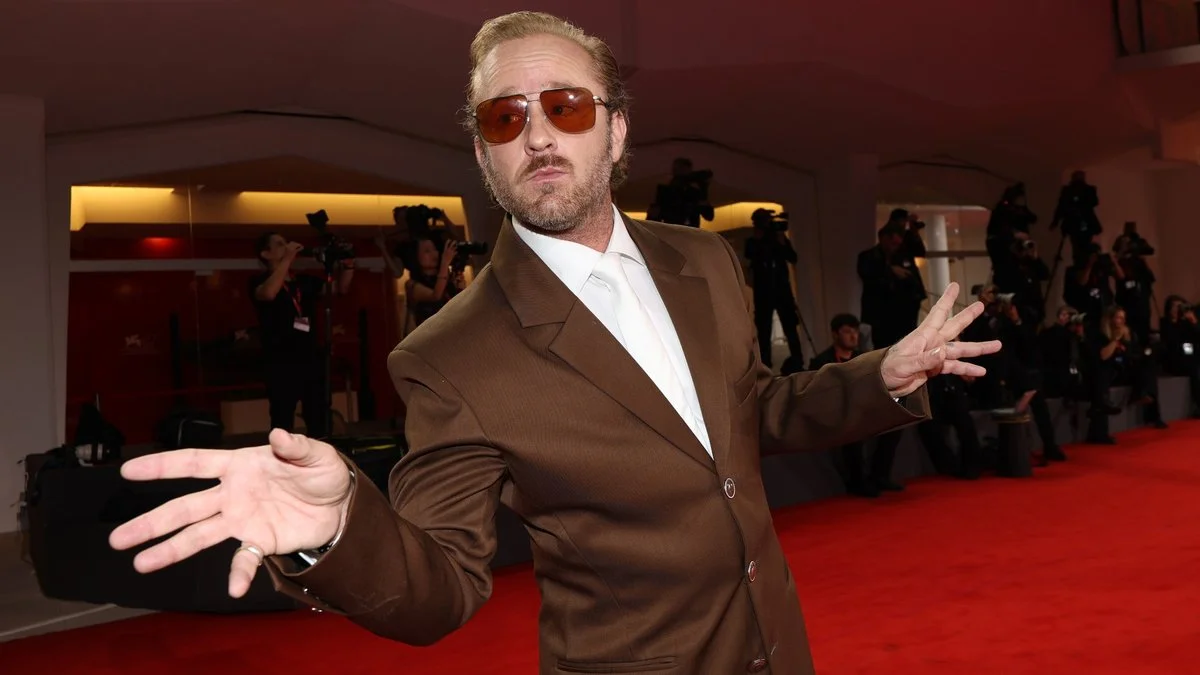 Ben Foster Turns Nashville Page: From LA Split to Tennessee Sweet Spot with Country Flair