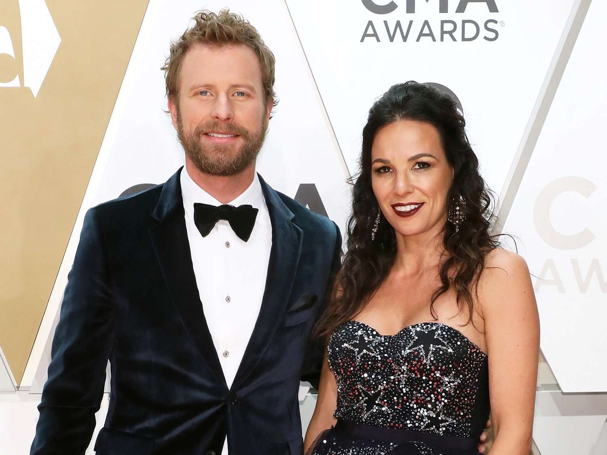 Country Star Dierks Bentley Reveals the Surprising Reason He and Wife Cassidy Sleep in Separate Rooms