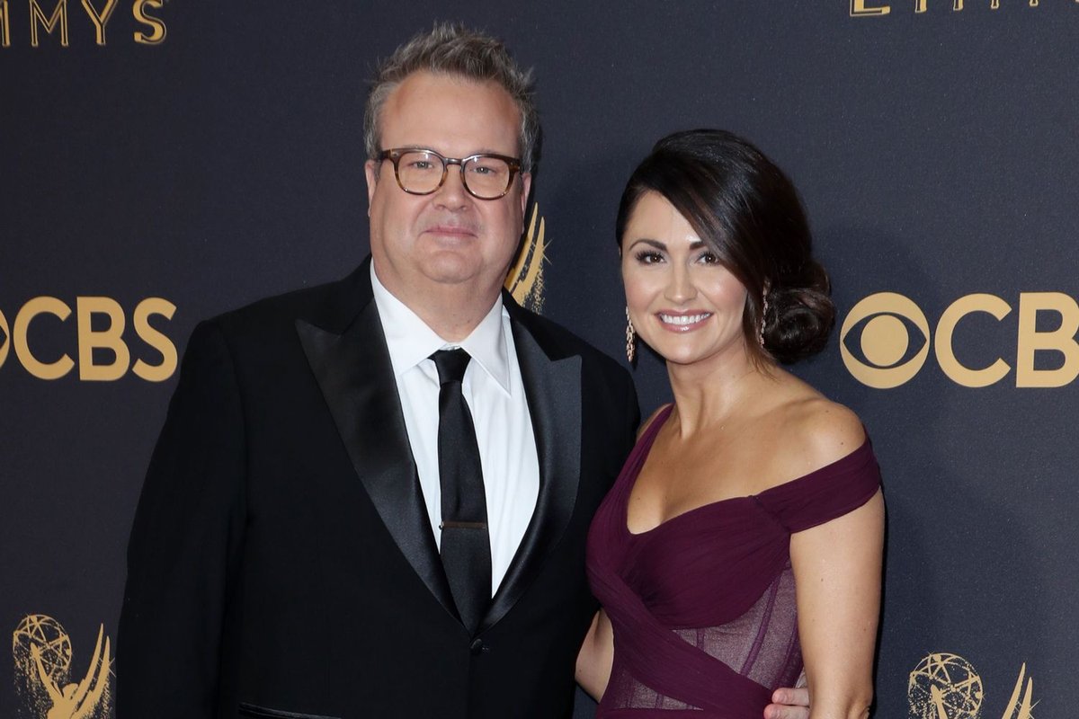 Eric Stonestreet Ties the Knot with Longtime Love Lindsay Schweitzer in Intimate Kansas City Ceremony