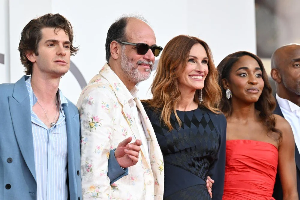 Julia Roberts and Ayo Edebiri Steal the Show with Viral Response to Racist Interview Question at Venice Film Festival