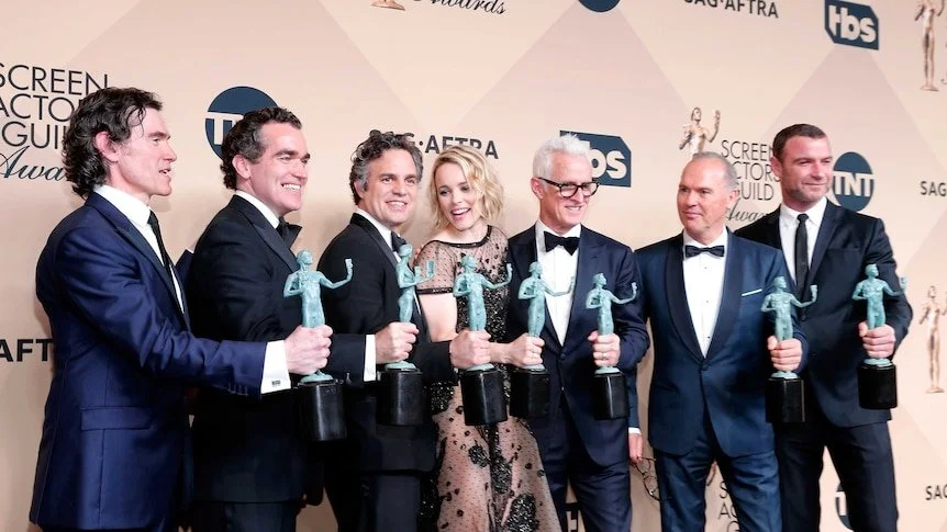 Leaping into Chaos: DiCaprio Leads a Gutsy, Gargantuan War of Wits and Wit