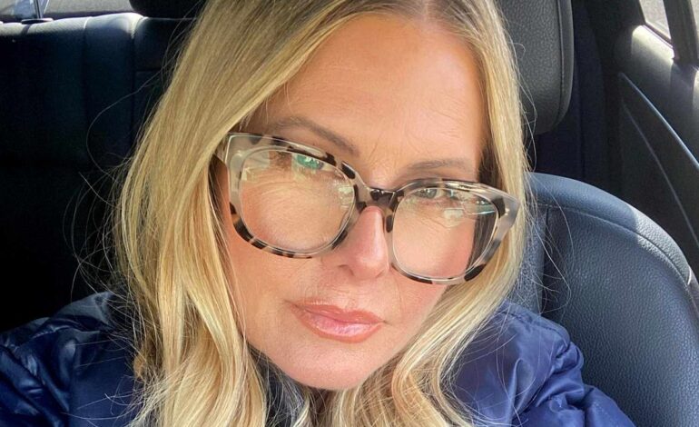 Nicole Eggert’s Courageous Battle with Breast Cancer: A Journey of Hope and Resilience
