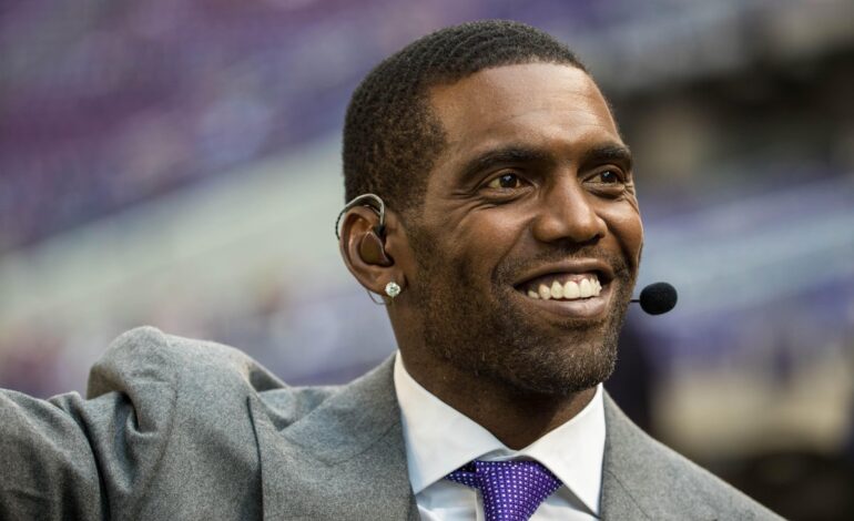 Randy Moss Reveals Grueling Cancer Surgery: ‘Parts of Several Organs’ Removed