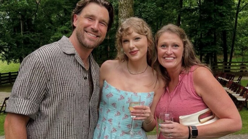 Taylor Swift and Travis Kelce’s Wedding Playbook: Dates, Diamonds, and Deliberate Clues